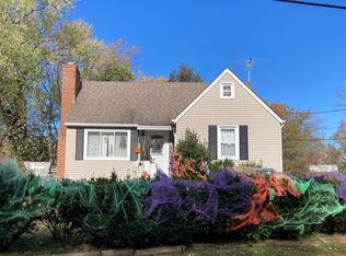 460 Broadwater Rd, Arnold, MD 21012