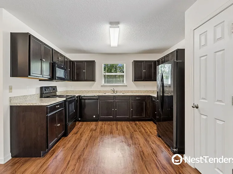 77829 Lumber Creek Blvd — Photo 10