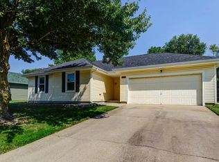 2837 W Cherokee St, Springfield, MO 65807