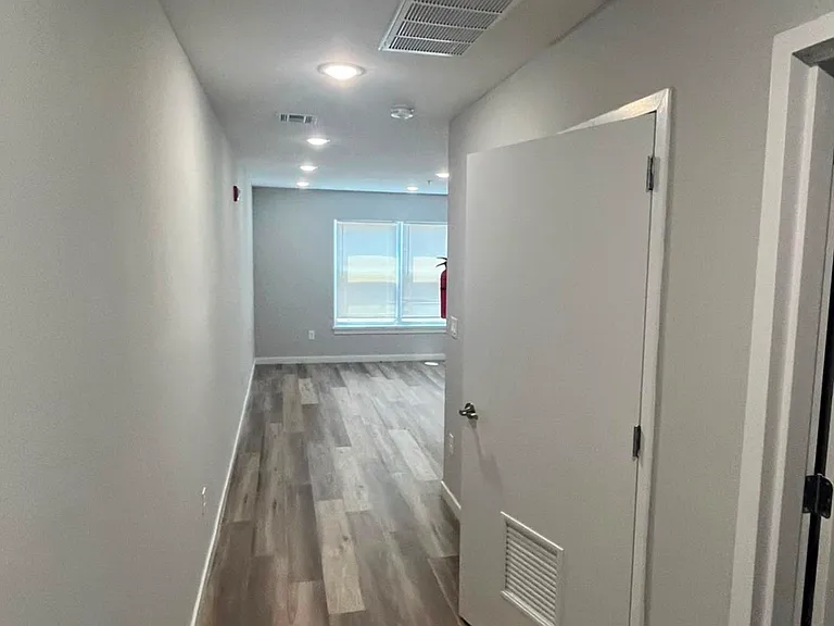 159 12th Ave #1 — Photo 4