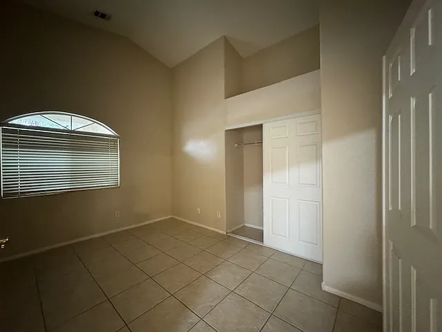 509 First Light St — Photo 10