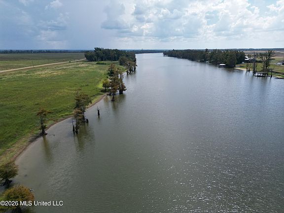 3rd image of 1341 Deerfield Rd Lot 8