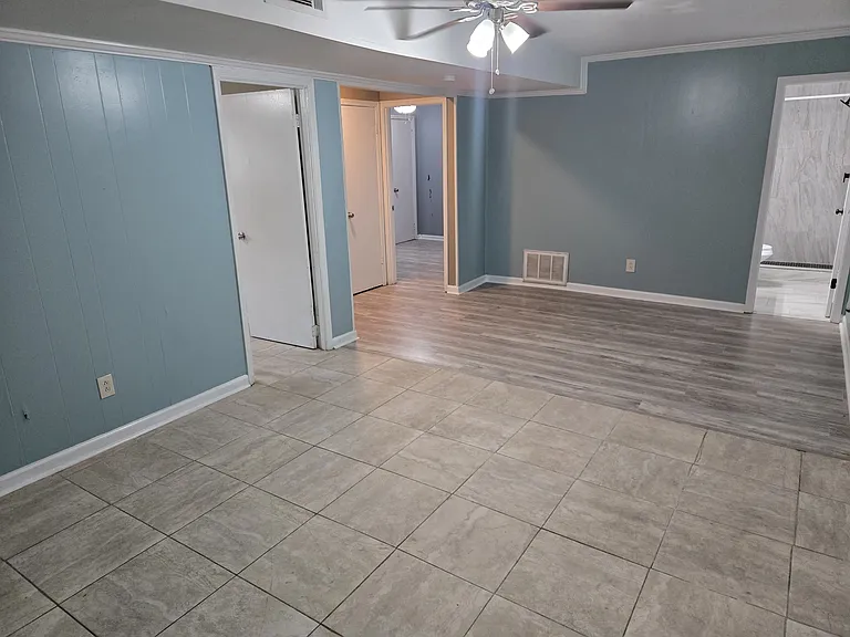 Den/Rec room