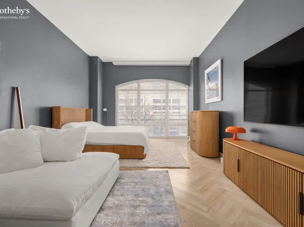 400 West 12th Street image 1 of 12