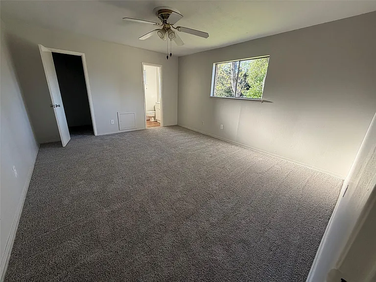3310 Forest Glen St — Photo 5
