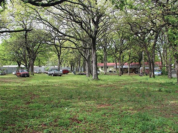 4th image of 4450 King Oaks Ln