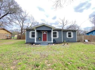 145 Gordon Dr, Azle, TX 76020