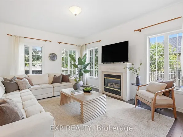 1046 Agram Dr, Oakville, ON L6H 7L6