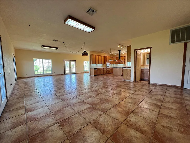 333 County Road 497 — Photo 6