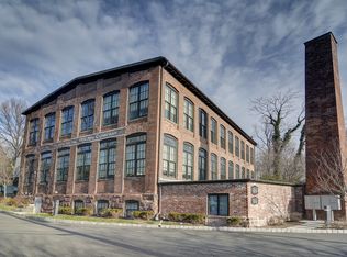 25 Clark St UNIT 302, Glen Ridge, NJ 07028