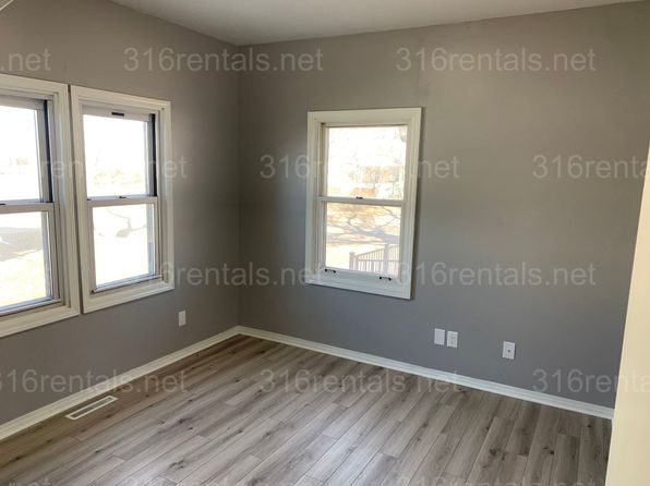 2409 W Martha St