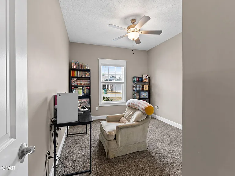 5206 Robins Ct — Photo 26