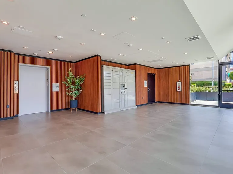 Lux Lofts LA — Photo 16