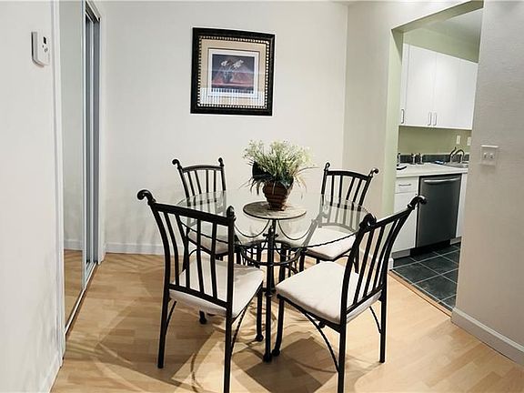 5th image of 3061 49th St #8