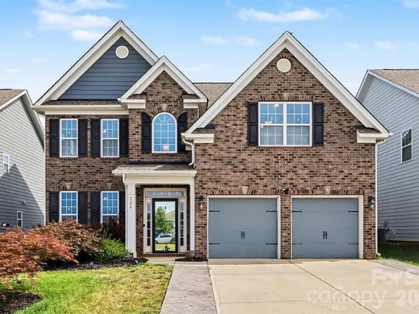 124 Championship Dr, Mooresville, NC 28115
