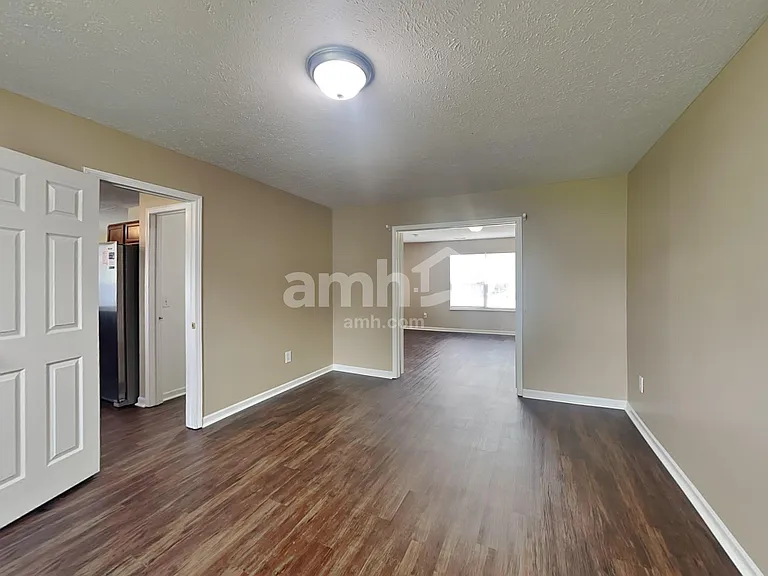 10640 Standish Pl — Photo 8
