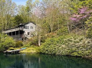 887 Thunder Rd, Brevard, NC 28712