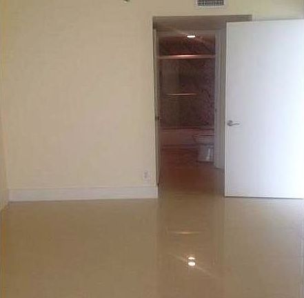5th image of 3411 Indian Creek Dr #10
