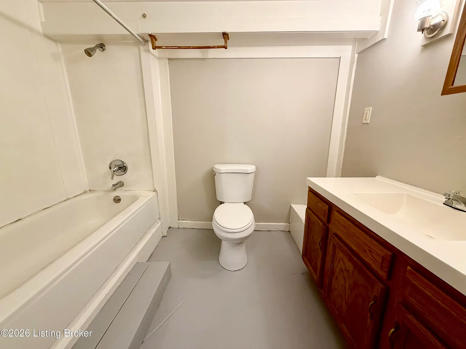 1 bed, 1.0 bath, 550 sqft, $595 — Photo 4