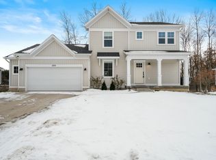 494 Windchime Dr, Comstock Park, MI 49321
