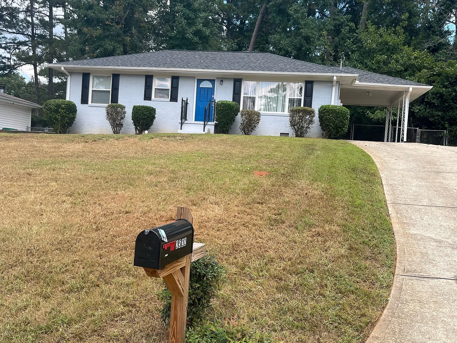 2522 Boulder Rd SE — Photo 1