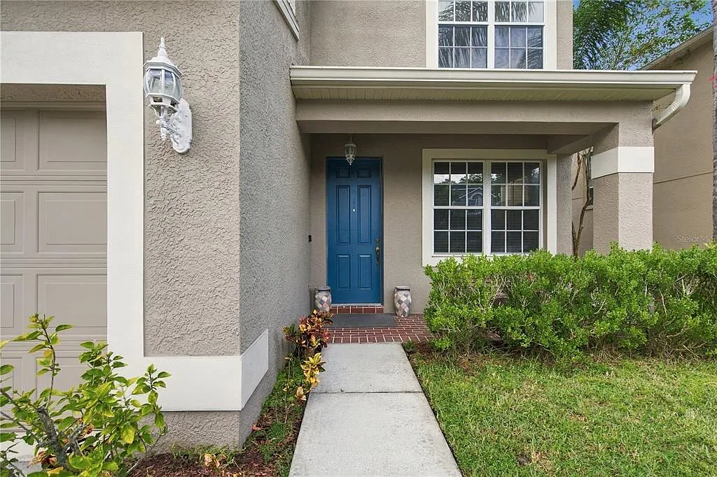 3 bed, 2.5 bath, 2190 sqft, $3,000 — Photo 3