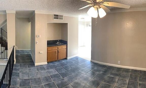 4th image of 2020 S Bon View Ave #T63