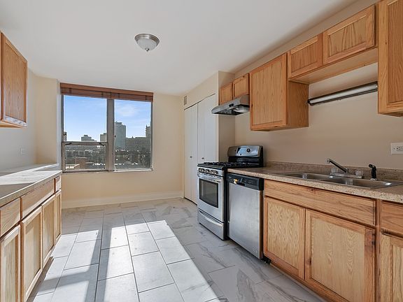 5th image of 5201 S Cornell Ave APT 4E
