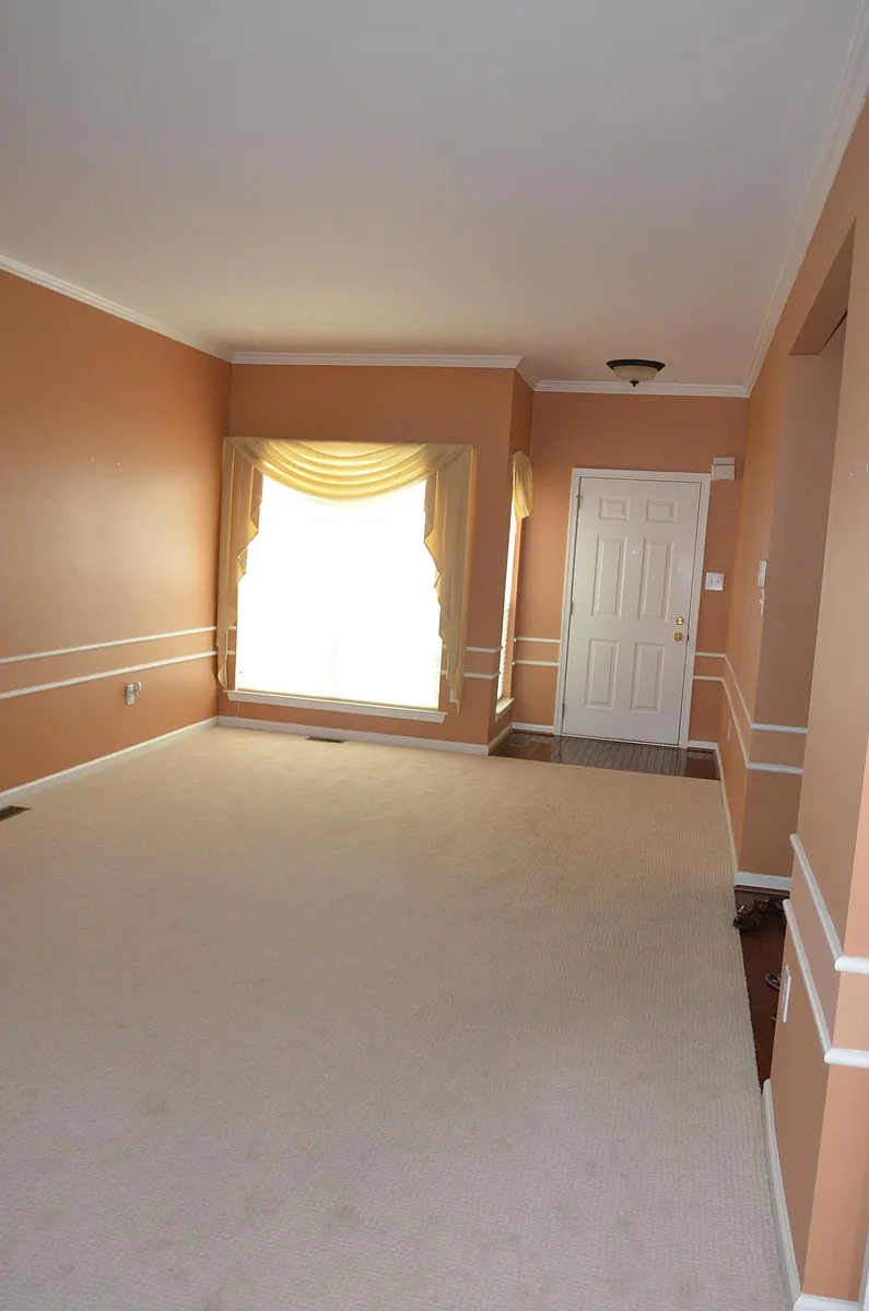 Building Photo - 4112 Hermitage Dr