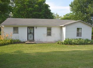 8018 E New Philadelphia Rd, Salem, IN 47167