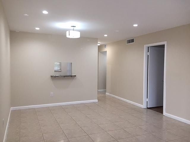 Living/Dining with Bedroom Door