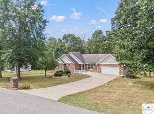1655 Sunchase Dr, Warsaw, MO 65355