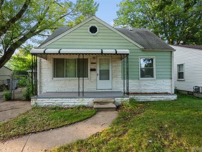1035 E Madge Ave, Hazel Park, MI, 48030