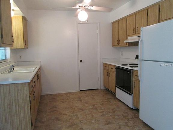 2nd image of 131 Iguala Dr