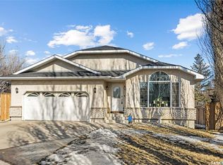 15 Thistle BAY, Regina, SK S4N 6R6