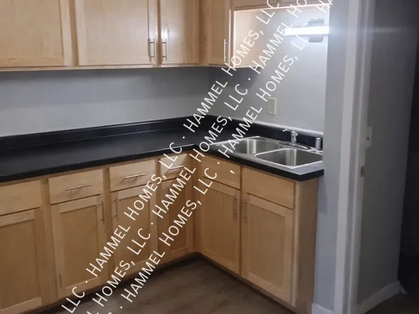 112 1st St S #4, Ladysmith, WI 54848