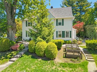 8 Hobart Street, Bronxville, NY 10708