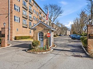 2 Consulate Drive #3B, Tuckahoe, NY 10707