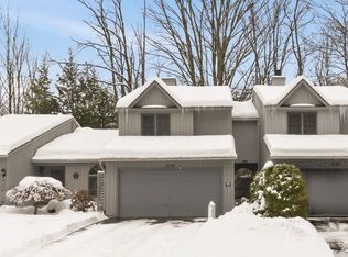 3130 Fiddlehead Gln, Baldwinsville, NY 13027