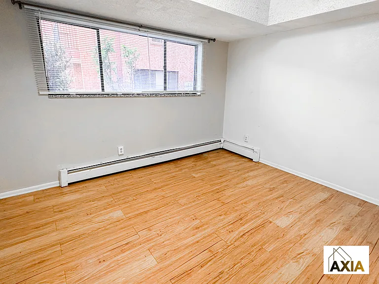 1200 College Ave #106 — Photo 4