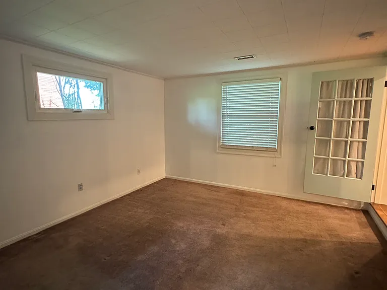 239 Collier Ave — Photo 10