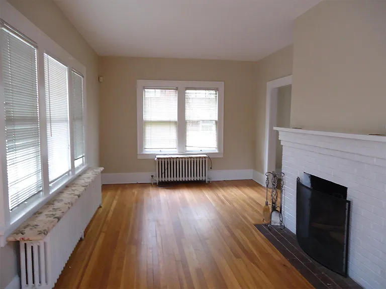 1442 Greystone Ter — Photo 5