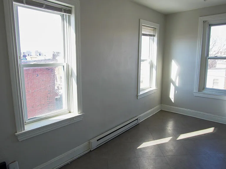 1900 S 18th St #3 — Photo 3
