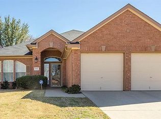 2102 Knoll Ridge Ct, Corinth, TX 76210