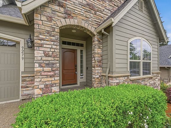 2nd image of 9279 SE Grace Cir
