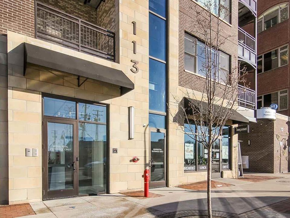 1st image of 113 S Park St #202