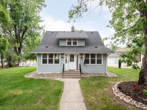 305 8th Ave E, Alexandria, MN 56308