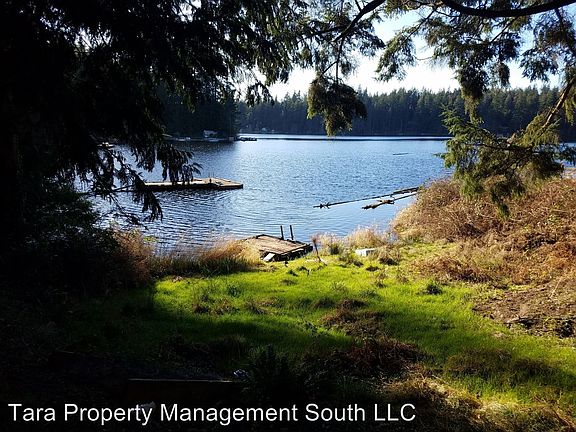 2nd image of 5093 Lakeside Dr