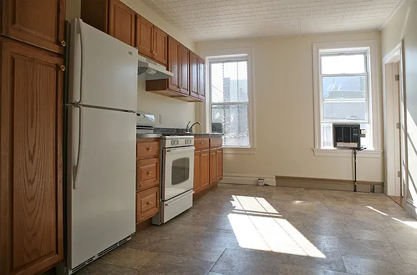 Rented by Awaye Realty Management LLC | media 11