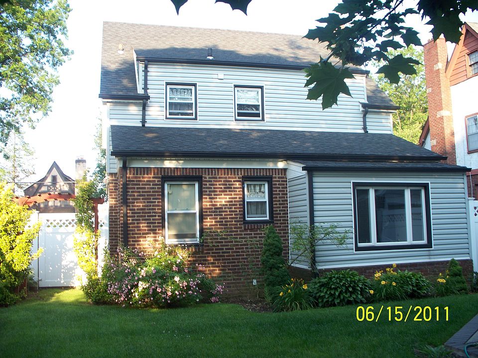 2nd image of 56 Lewis Pl